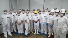 En el Marco del Programa Nacional de Capacitación en Control y Erradicación de la Tuberculosis Bovina, se realizó en Temuco una capacitación sobre esta enfermedad  a Médicos Veterinarios y Técnicos Inspectores Oficiales del Servicio Agrícola y Ganadero (SAG) que se desempeñan en plantas faenadoras de carne de la región de La Araucanía.